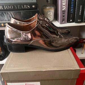 BCBGMaxAzria Women’s Metallic Oxford Shoes Size 39.5